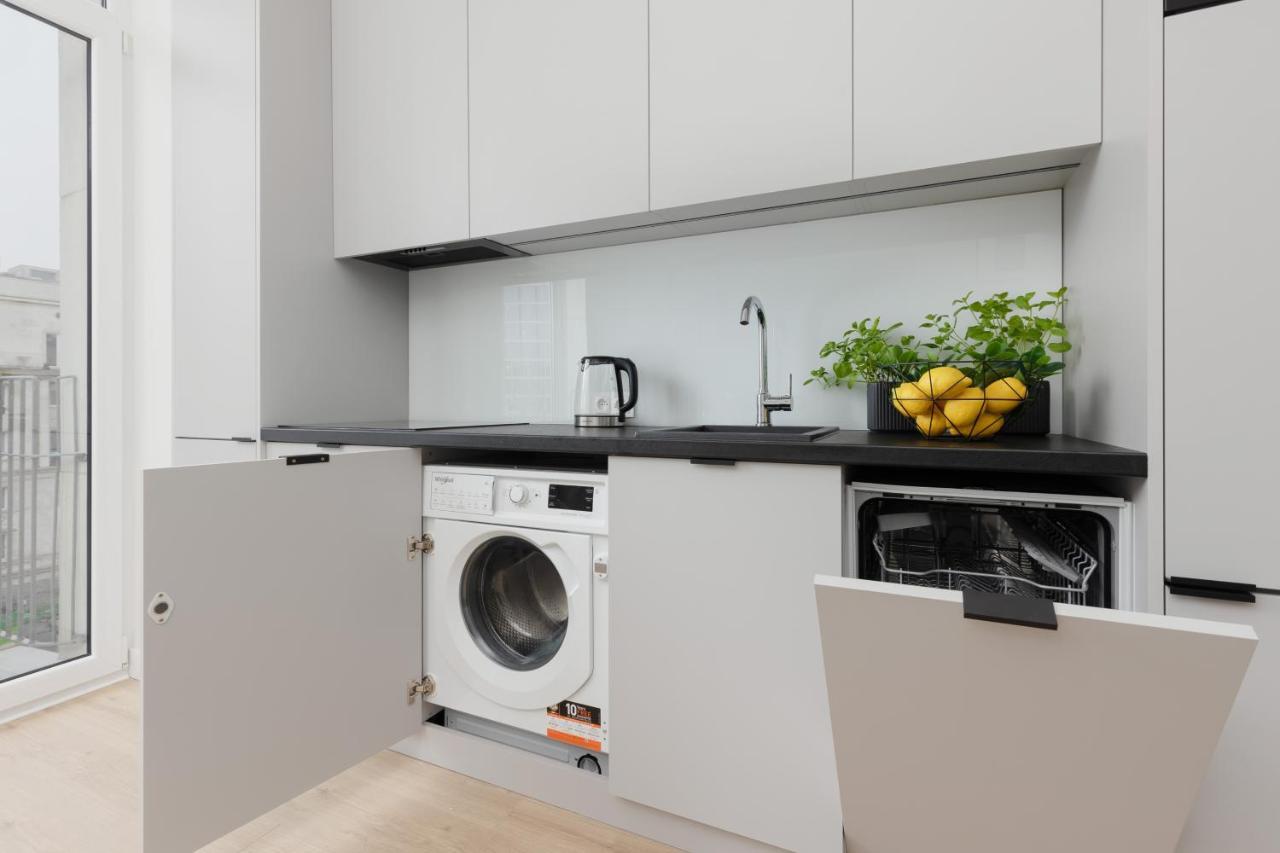 Spacious Apartment With Panoramic View Of Warsaw By Noclegi Renters ภายนอก รูปภาพ