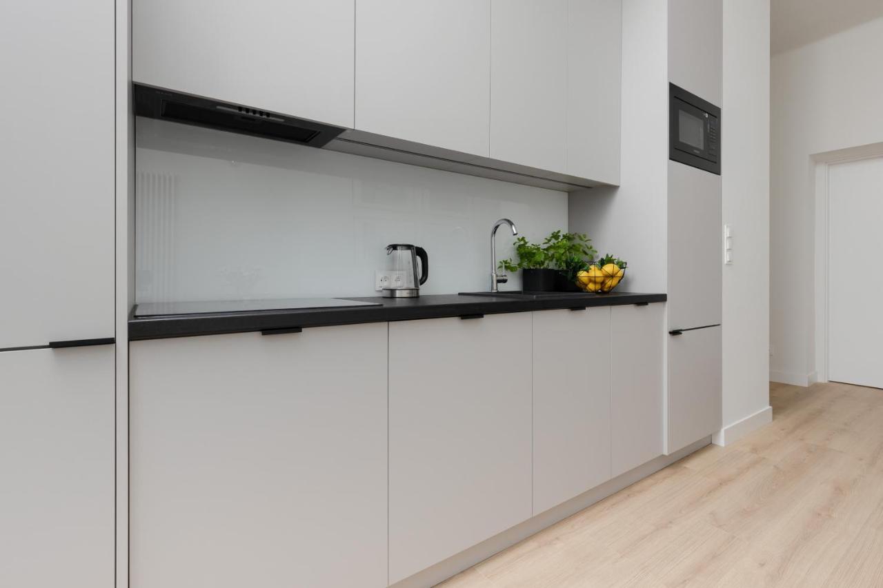 Spacious Apartment With Panoramic View Of Warsaw By Noclegi Renters ภายนอก รูปภาพ